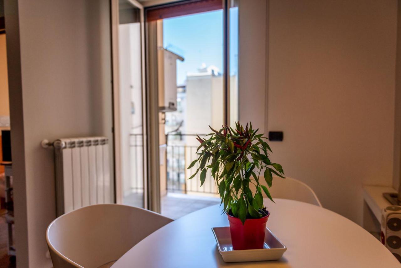 Luxury Sella Nel Cuore Di Bari Exterior photo